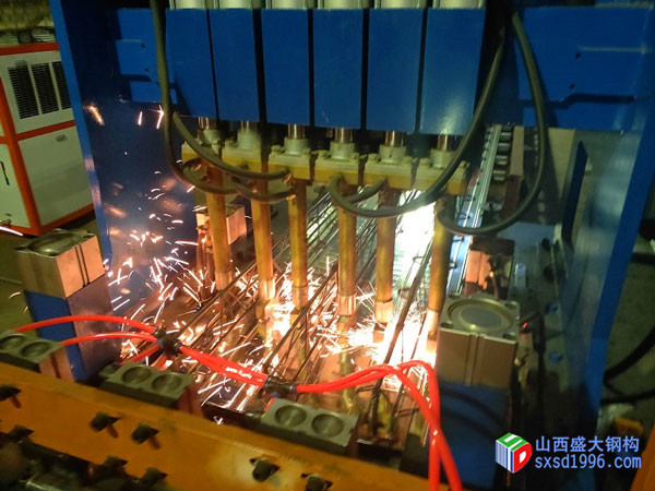 鋼筋桁架樓承板生產